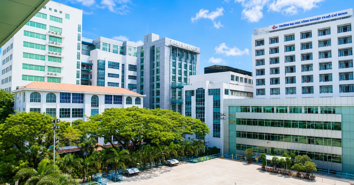 Lệ phí thi VSTEP mới nhất tại Đại học Công nghiệp TP.HCM (IUH)