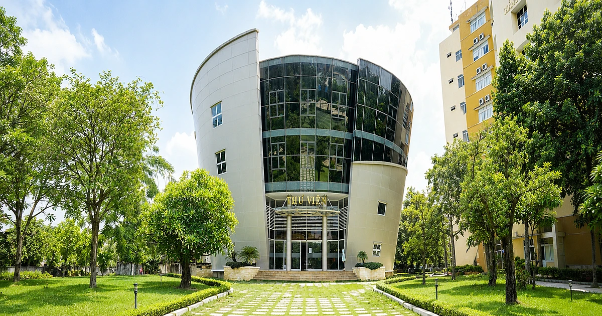 Giới thiệu kỳ thi VSTEP tại Trường Đại học Ngân hàng TP.HCM (HUB)