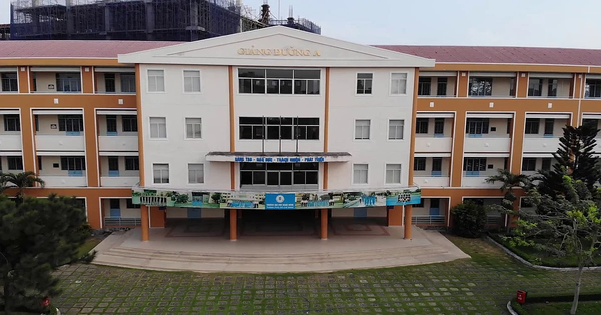 Lệ phí thi VSTEP mới nhất tại Trường Đại học Ngân hàng TP.HCM (HUB)
