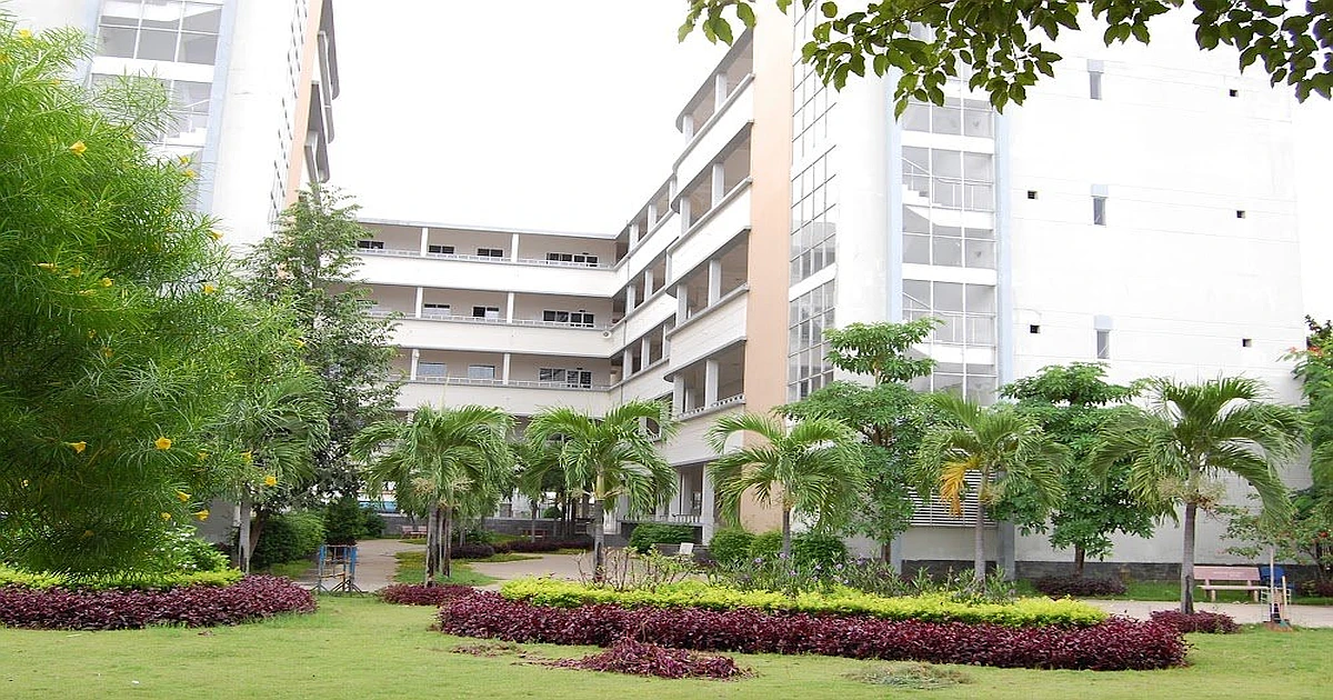 Hướng dẫn đăng ký thi VSTEP tại Đại học Ngoại ngữ - Đại học Đà Nẵng (UFL)
